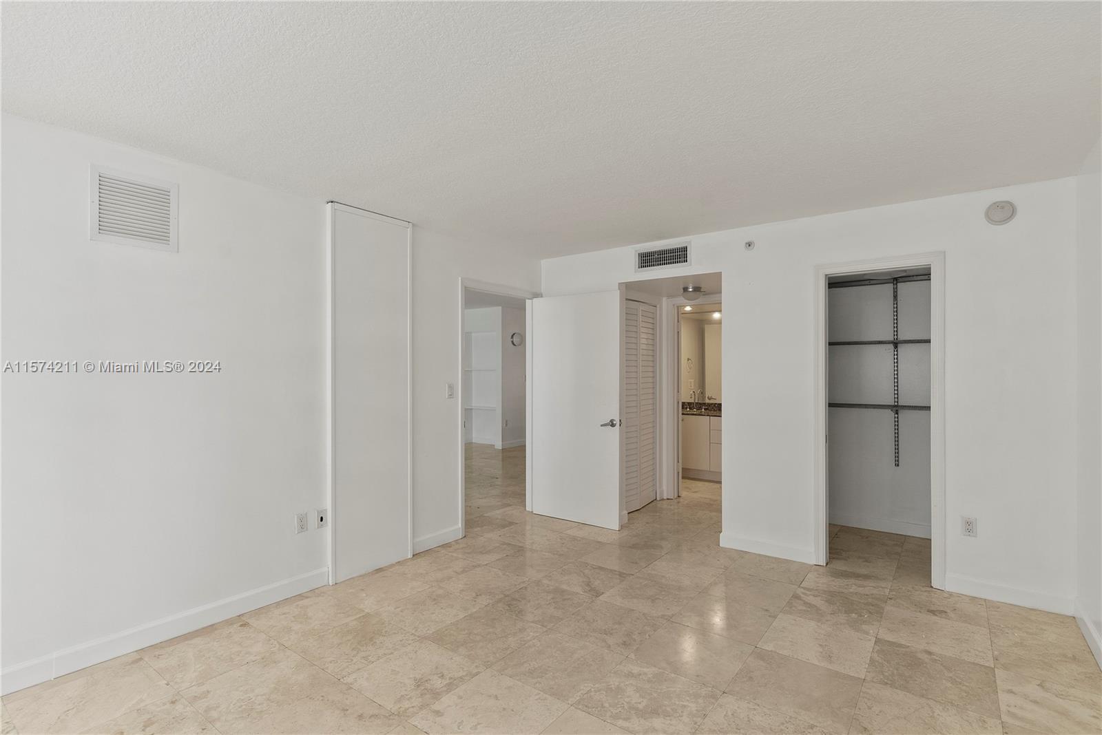 6917 Collins Ave 608, Miami Beach, Florida 33141, 1 Bedroom Bedrooms, ,1 BathroomBathrooms,Residentiallease,For Rent,6917 Collins Ave 608,A11574211