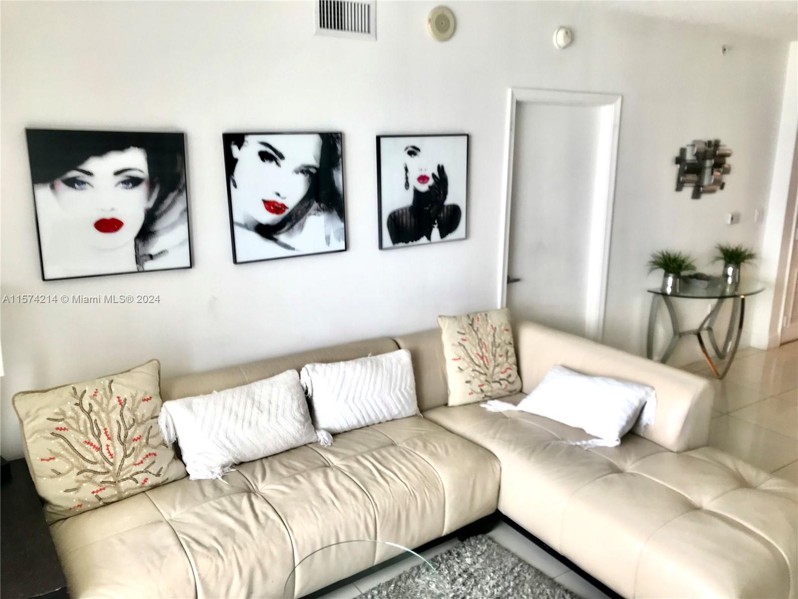 Miami, Florida 33132, 1 Bedroom Bedrooms, ,1 BathroomBathrooms,Residentiallease,For Rent,A11574214