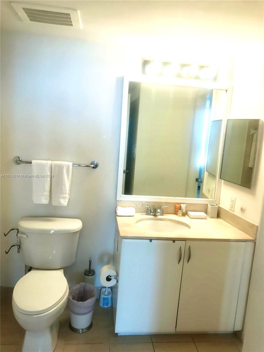 Miami, Florida 33132, 1 Bedroom Bedrooms, ,1 BathroomBathrooms,Residentiallease,For Rent,A11574214