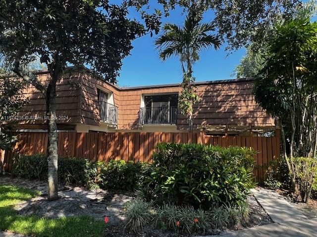 9154 SW 23rd St #A For Sale A11574216, FL