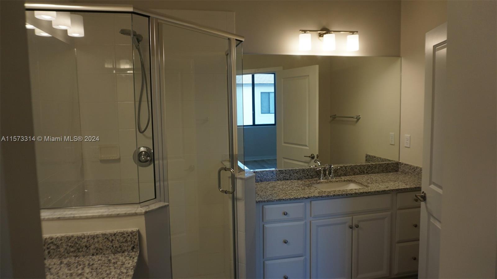 10845 SW 233rd St, Homestead, Florida 33032, 3 Bedrooms Bedrooms, ,2 BathroomsBathrooms,Residentiallease,For Rent,10845 SW 233rd St,A11573314