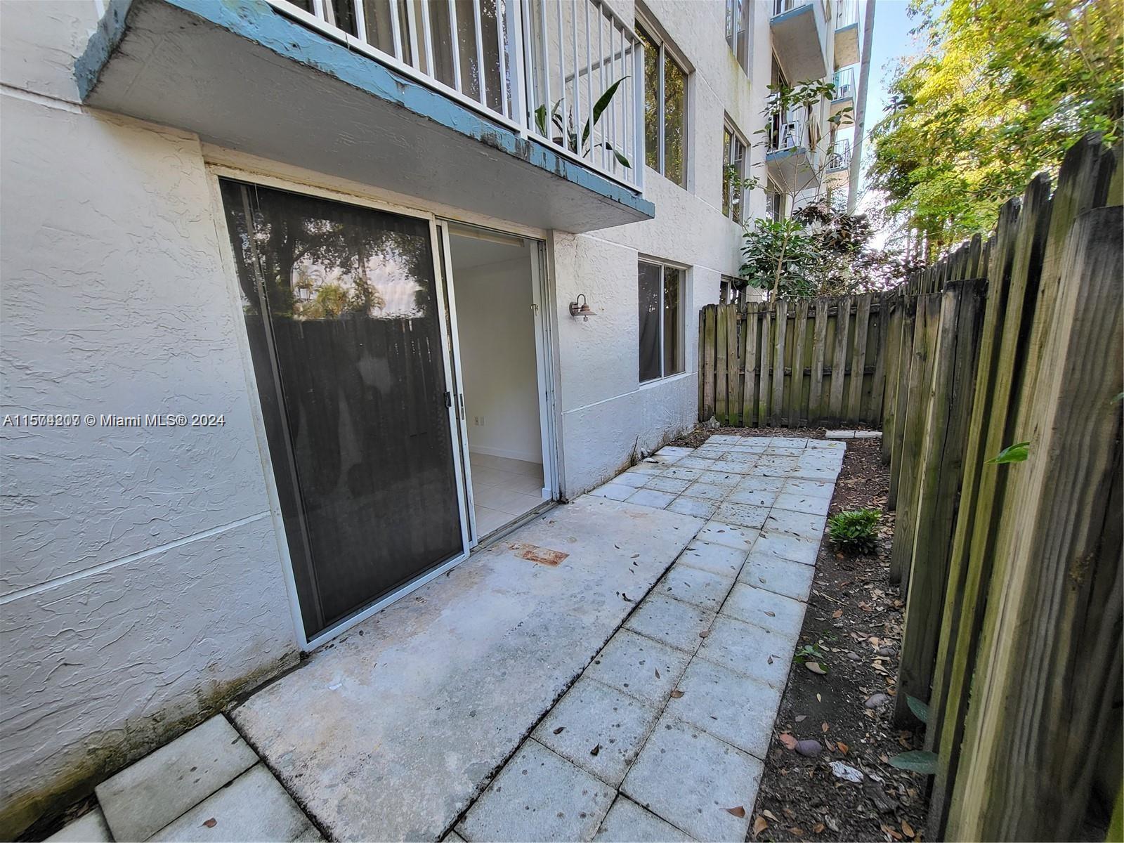 1740 NW N River Dr 125, Miami, Florida 33125, 1 Bedroom Bedrooms, ,1 BathroomBathrooms,Residentiallease,For Rent,1740 NW N River Dr 125,A11574207