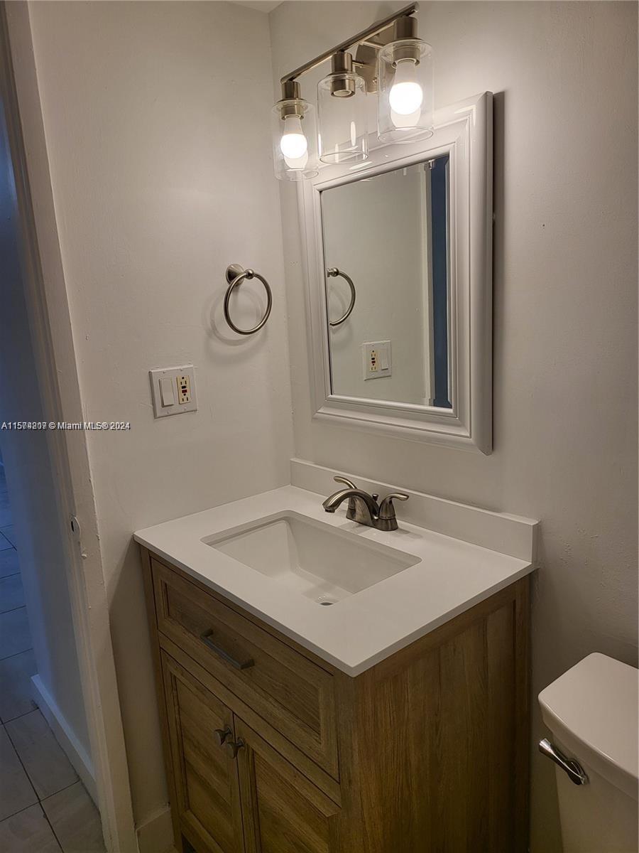 1740 NW N River Dr 125, Miami, Florida 33125, 1 Bedroom Bedrooms, ,1 BathroomBathrooms,Residentiallease,For Rent,1740 NW N River Dr 125,A11574207