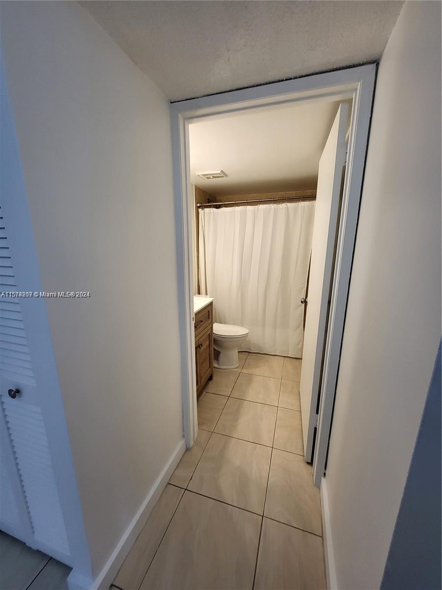 1740 NW N River Dr 125, Miami, Florida 33125, 1 Bedroom Bedrooms, ,1 BathroomBathrooms,Residentiallease,For Rent,1740 NW N River Dr 125,A11574207