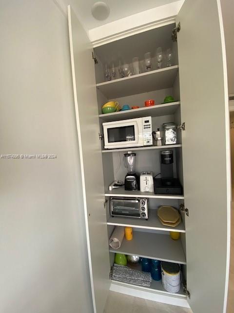 700 Biltmore Way 816, Coral Gables, Florida 33134, ,1 BathroomBathrooms,Residentiallease,For Rent,700 Biltmore Way 816,A11574295