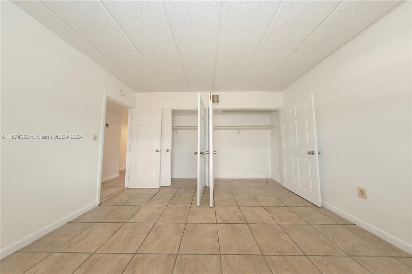 447 NE 125th St 7, North Miami, Florida 33161, 1 Bedroom Bedrooms, ,1 BathroomBathrooms,Residentiallease,For Rent,447 NE 125th St 7,A11574303