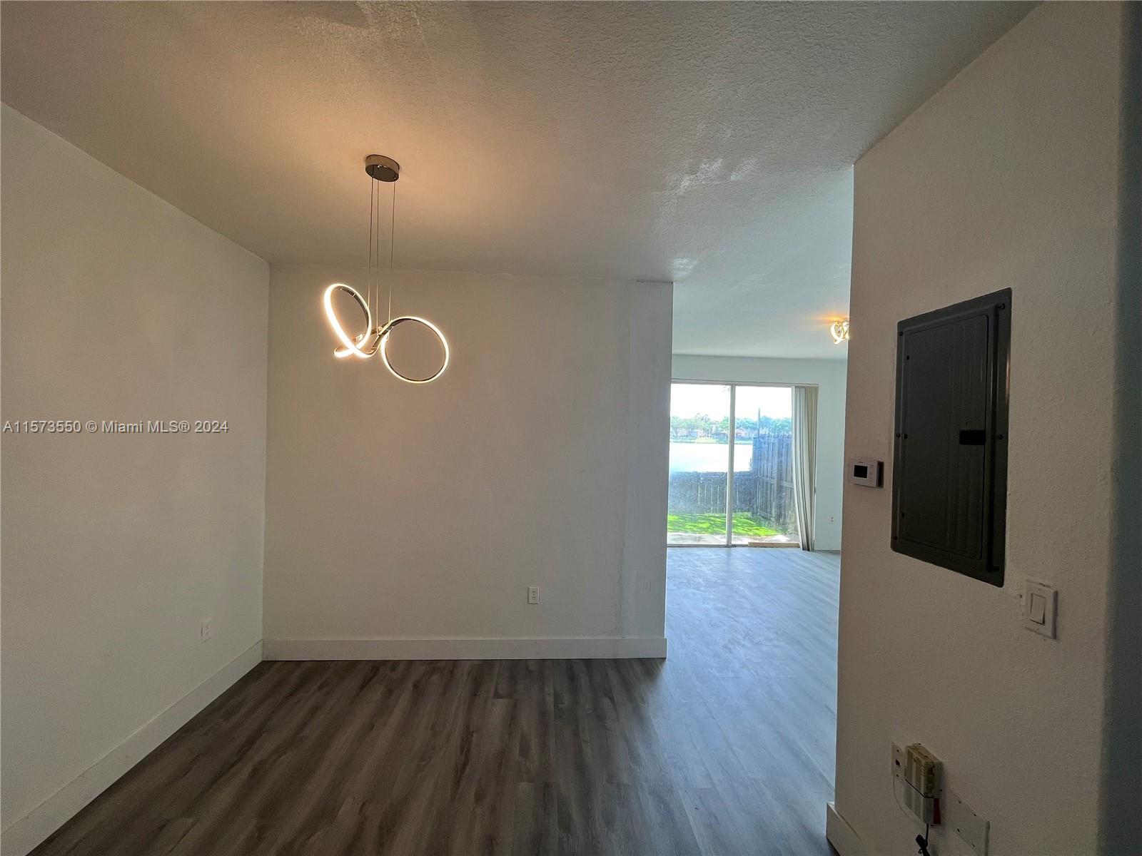 2609 SE 14th Ave 391, Homestead, Florida 33035, 3 Bedrooms Bedrooms, ,2 BathroomsBathrooms,Residentiallease,For Rent,2609 SE 14th Ave 391,A11573550