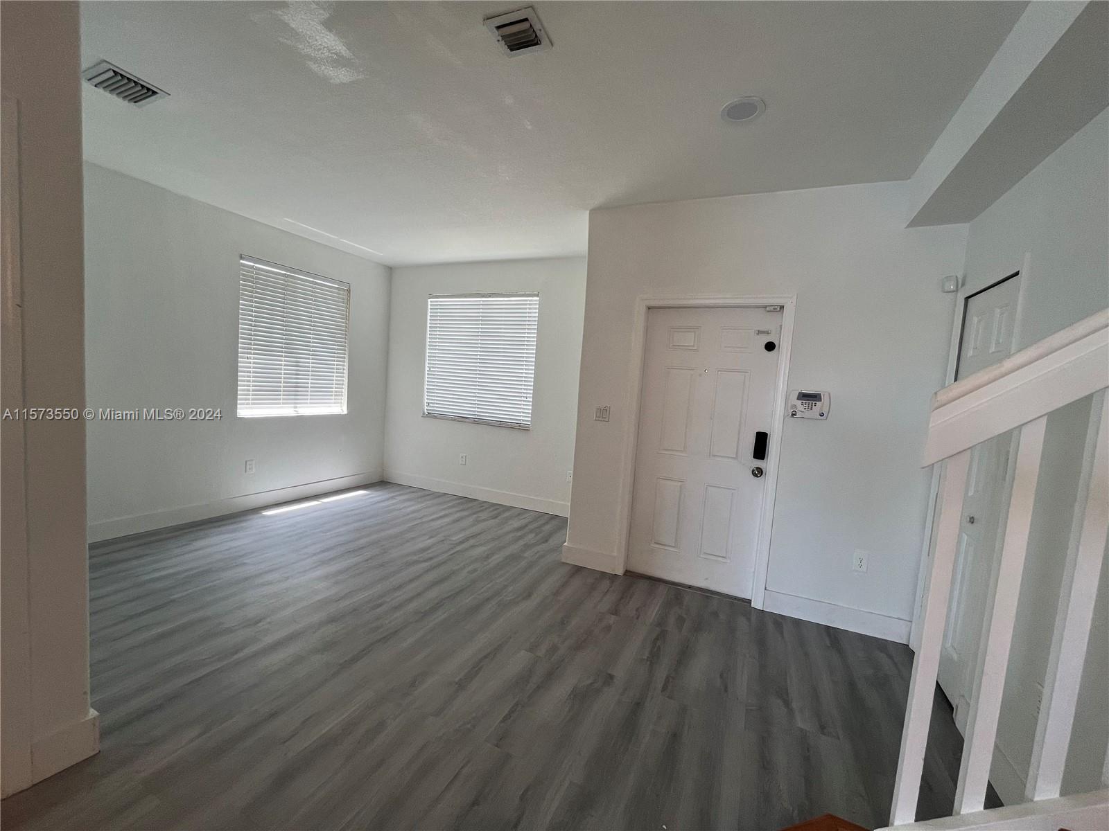 2609 SE 14th Ave 391, Homestead, Florida 33035, 3 Bedrooms Bedrooms, ,2 BathroomsBathrooms,Residentiallease,For Rent,2609 SE 14th Ave 391,A11573550