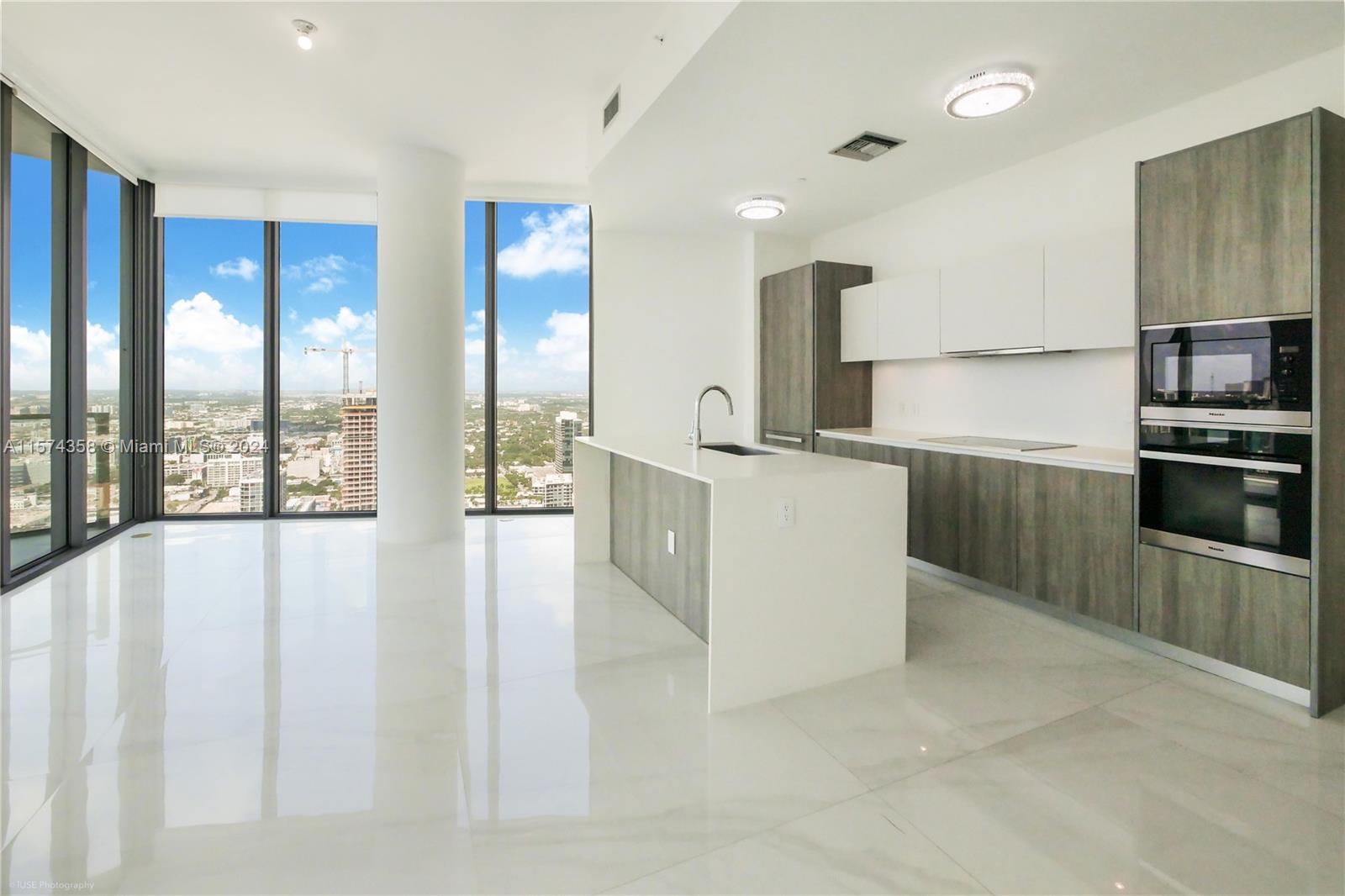2900 NE 7th Ave LPH-4508, Miami, Florida 33137, 3 Bedrooms Bedrooms, ,3 BathroomsBathrooms,Residential,For Sale,2900 NE 7th Ave LPH-4508,A11574358