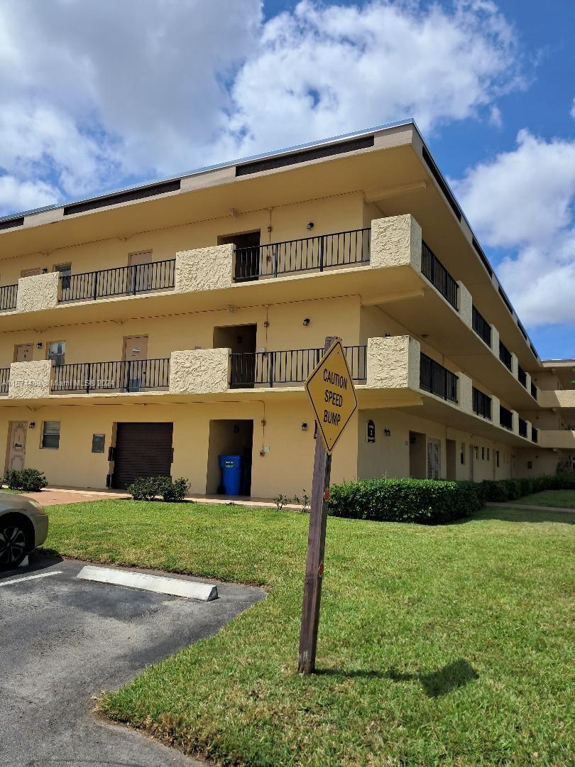 201  Berkley Rd #209 For Sale A11574439, FL