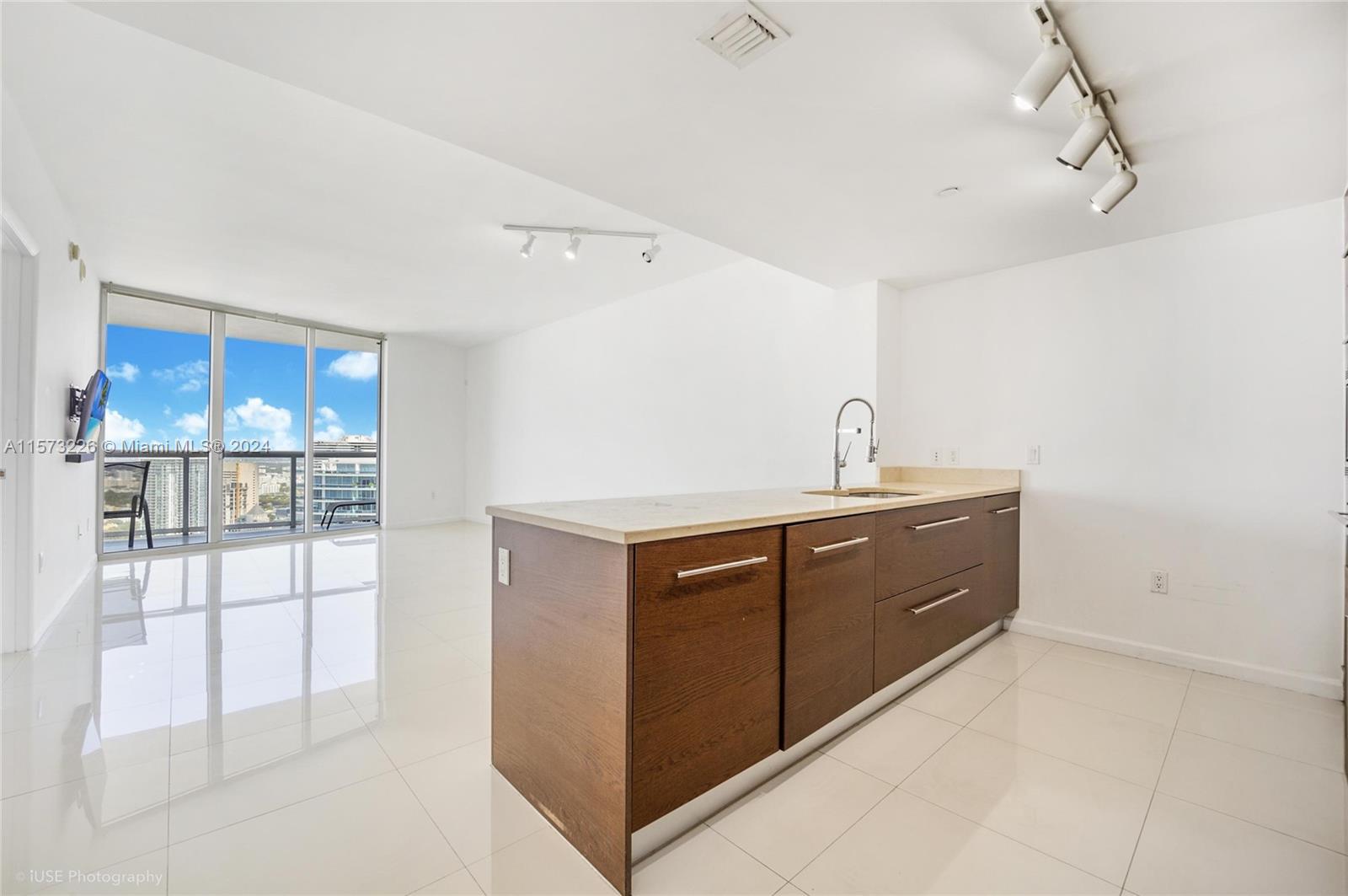 465  Brickell Ave #5606 For Sale A11573226, FL