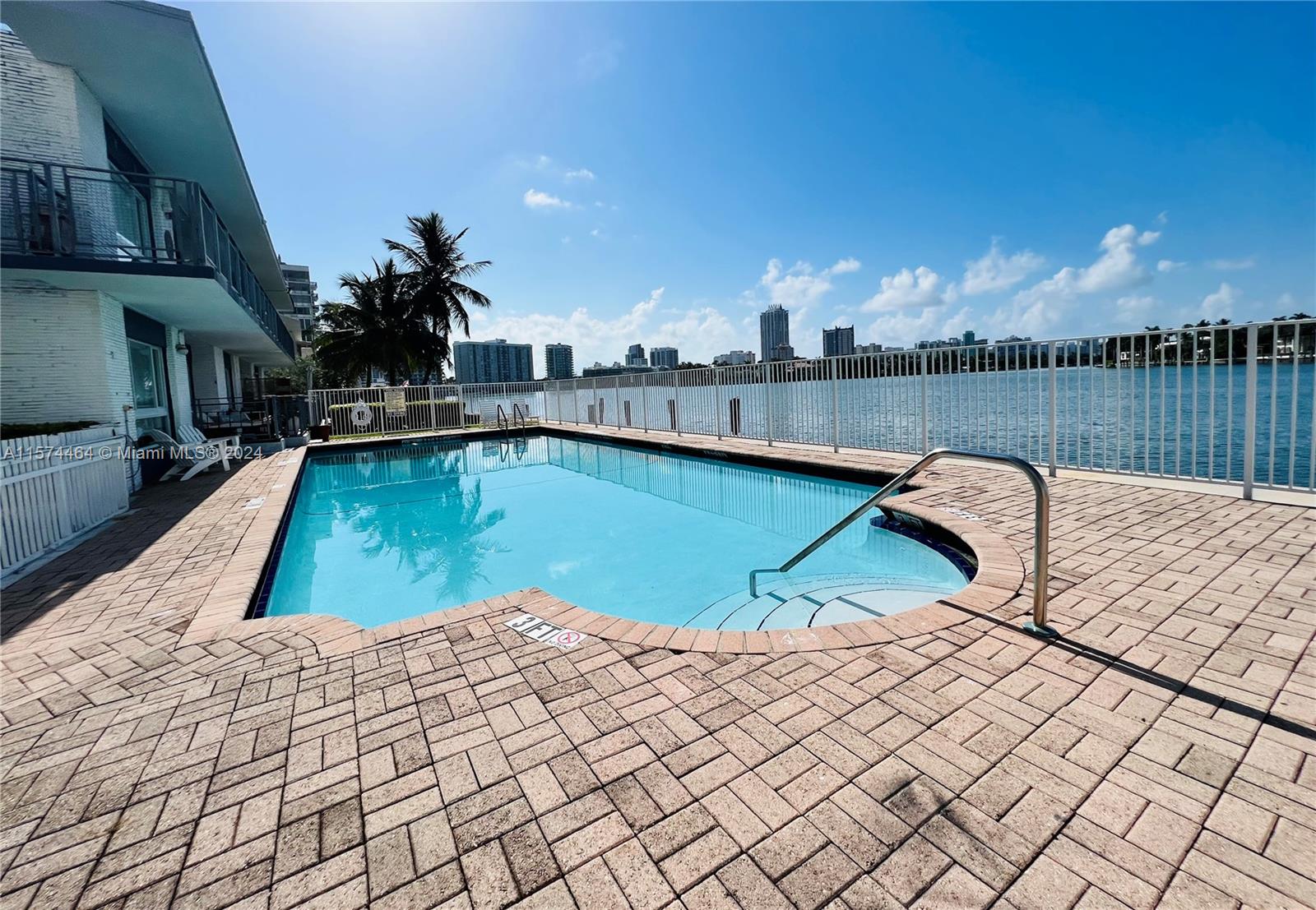 960  Bay Dr #902 For Sale A11574464, FL