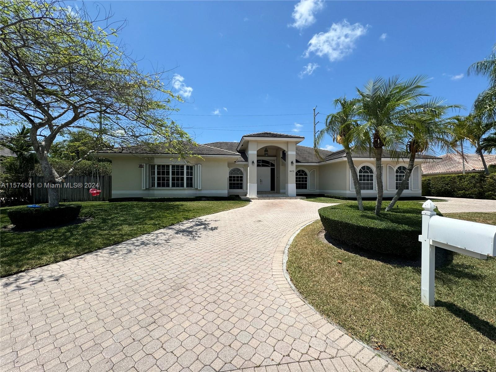 8470 SW 83rd Ct  For Sale A11574501, FL