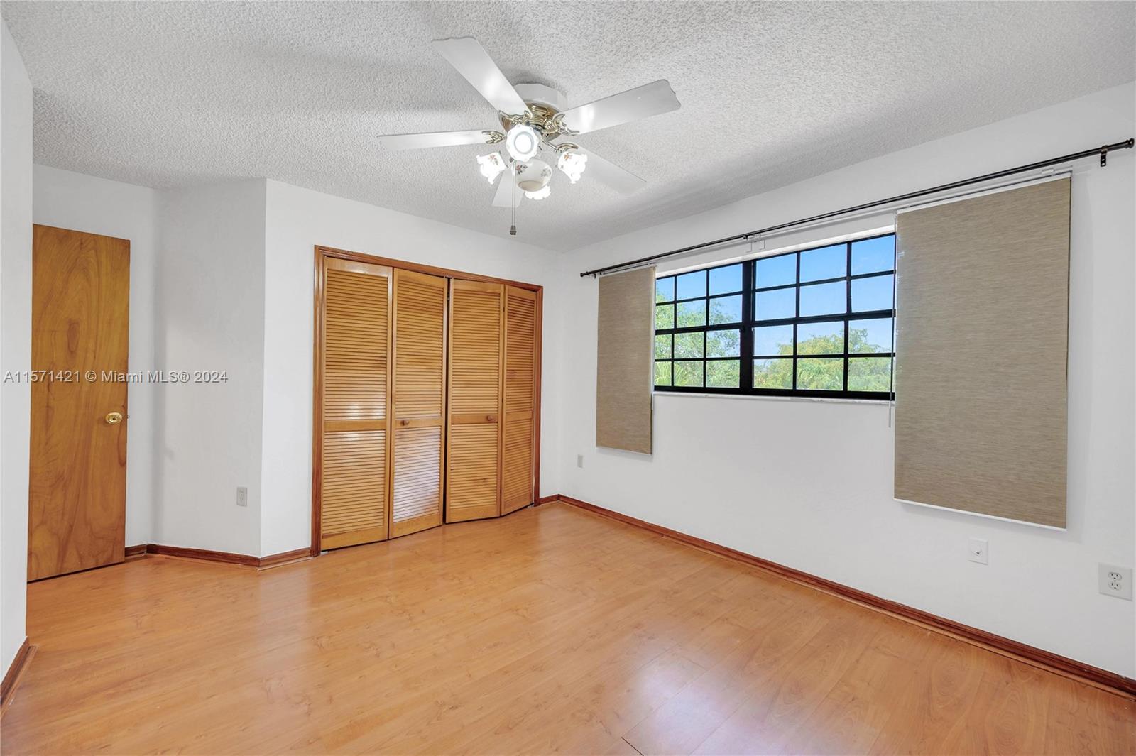 4671 SW 155th Pl, Miami, Florida 33185, 4 Bedrooms Bedrooms, ,3 BathroomsBathrooms,Residentiallease,For Rent,4671 SW 155th Pl,A11571421