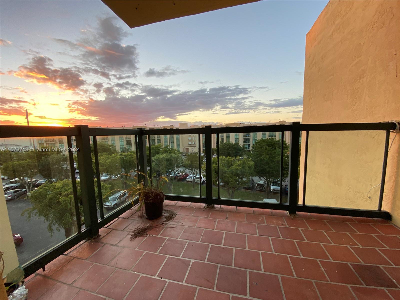 11800 SW 18th St #514-4 For Sale A11573718, FL