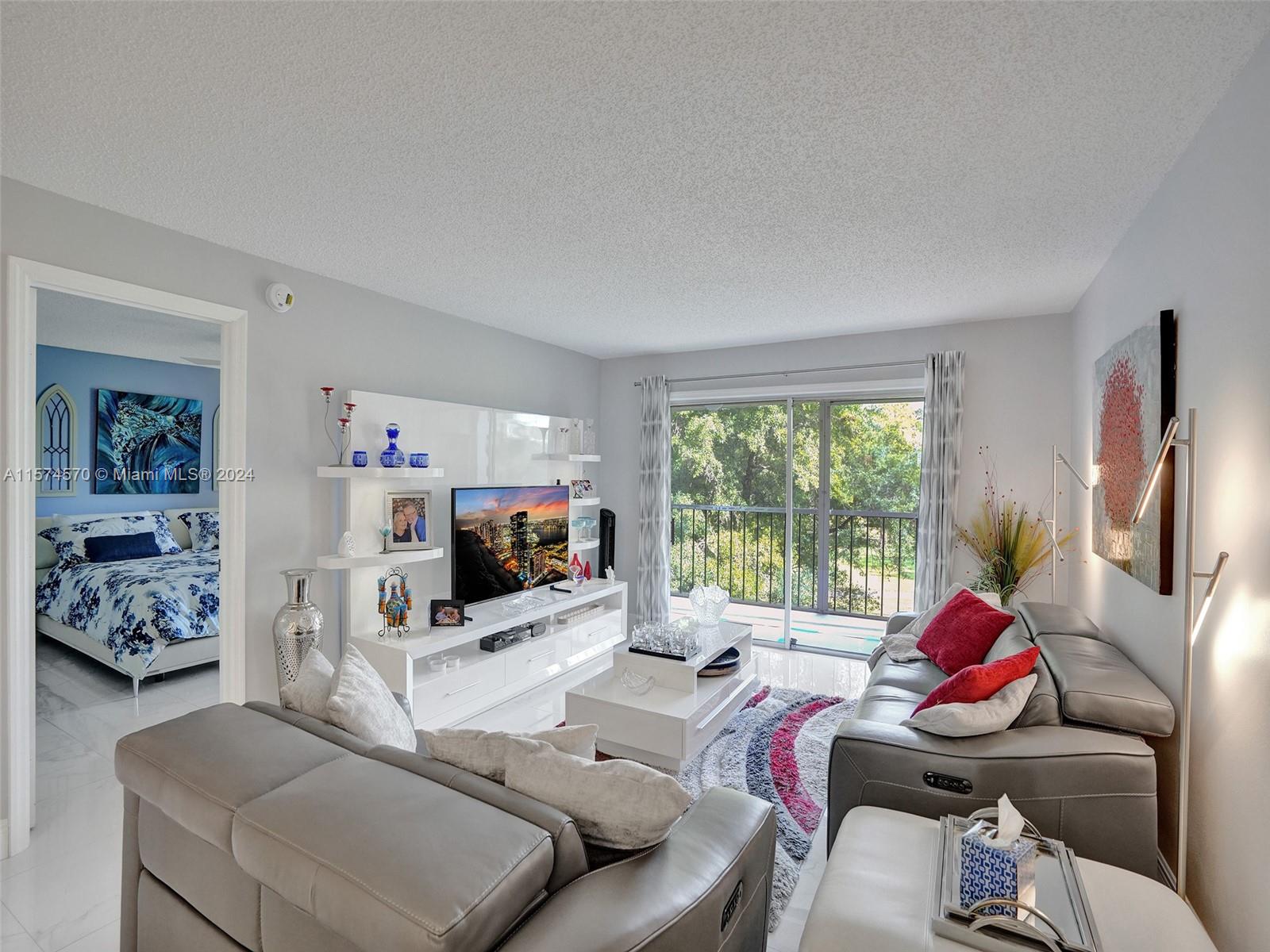 5860 NW 44th St 314, Lauderhill, Florida 33319, 2 Bedrooms Bedrooms, ,2 BathroomsBathrooms,Residential,For Sale,5860 NW 44th St 314,A11574570