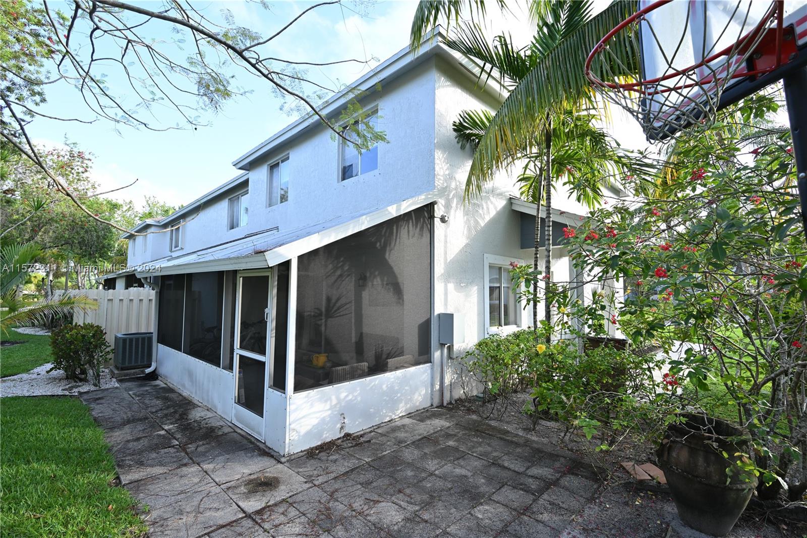 1102 SW 44th Ave, Deerfield Beach, Florida 33442, 3 Bedrooms Bedrooms, ,2 BathroomsBathrooms,Residential,For Sale,1102 SW 44th Ave,A11572311