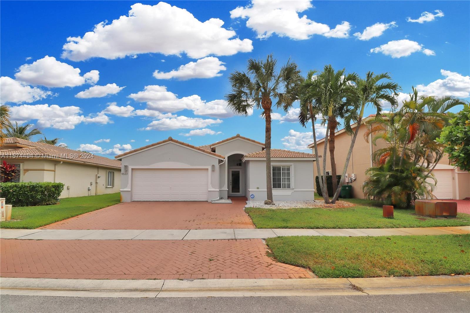 4623 SW 127th Ter  For Sale A11574494, FL