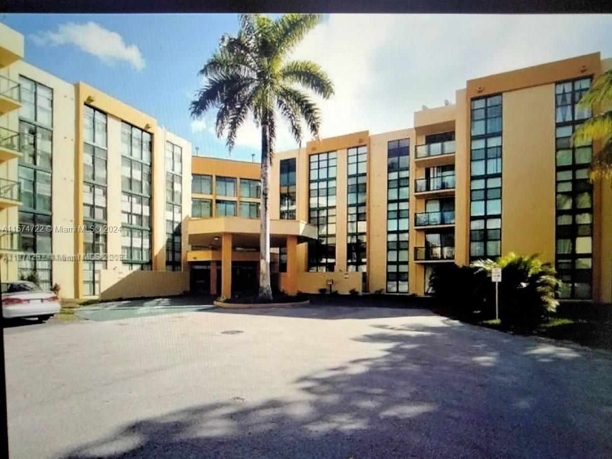 11790 SW 18th St 507-3, Miami, Florida 33175, 2 Bedrooms Bedrooms, ,2 BathroomsBathrooms,Residentiallease,For Rent,11790 SW 18th St 507-3,A11574722