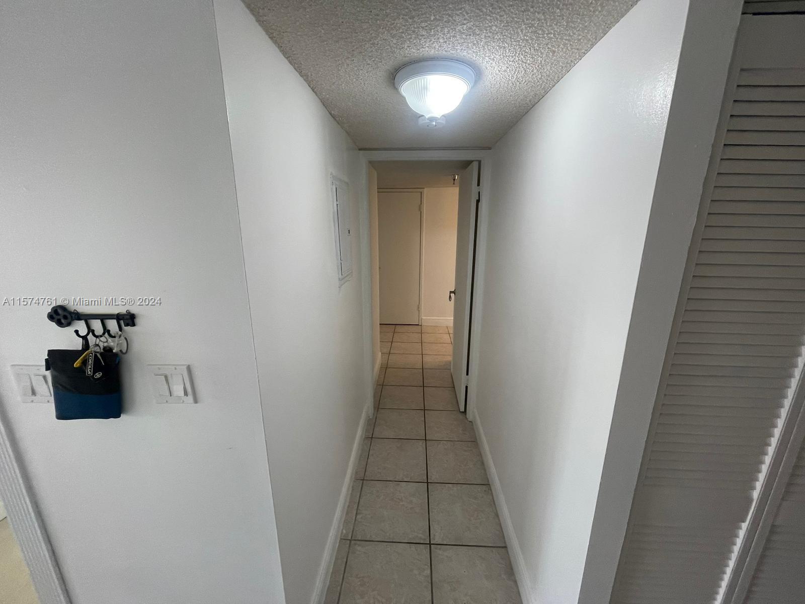 290 174th St 816, Sunny Isles Beach, Florida 33160, 1 Bedroom Bedrooms, ,1 BathroomBathrooms,Residentiallease,For Rent,290 174th St 816,A11574761
