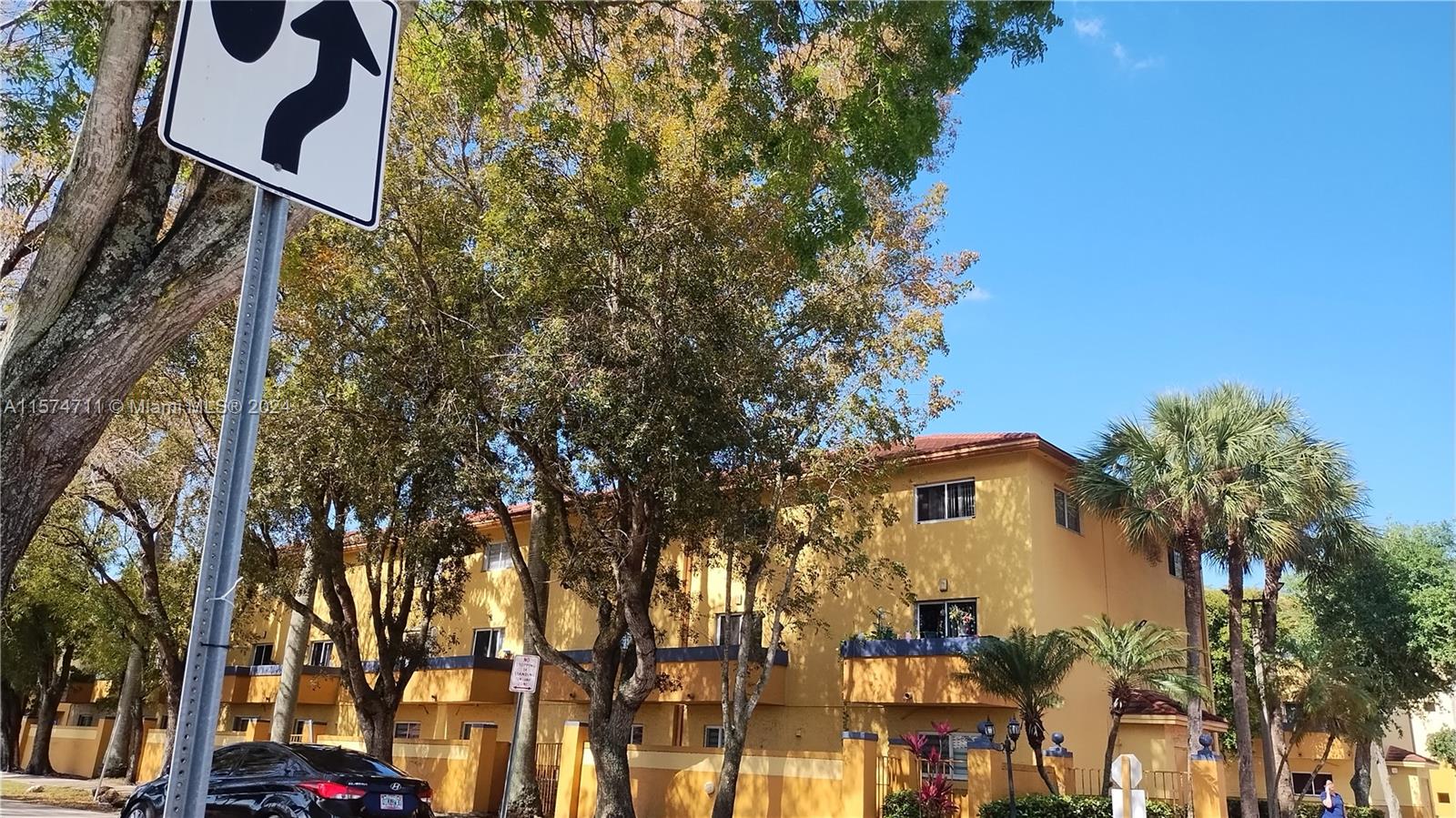 14931 SW 82nd Ter 4-202, Miami, Florida 33193, 3 Bedrooms Bedrooms, ,2 BathroomsBathrooms,Residentiallease,For Rent,14931 SW 82nd Ter 4-202,A11574711