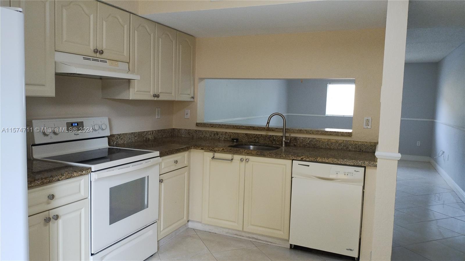 14931 SW 82nd Ter 4-202, Miami, Florida 33193, 3 Bedrooms Bedrooms, ,2 BathroomsBathrooms,Residentiallease,For Rent,14931 SW 82nd Ter 4-202,A11574711