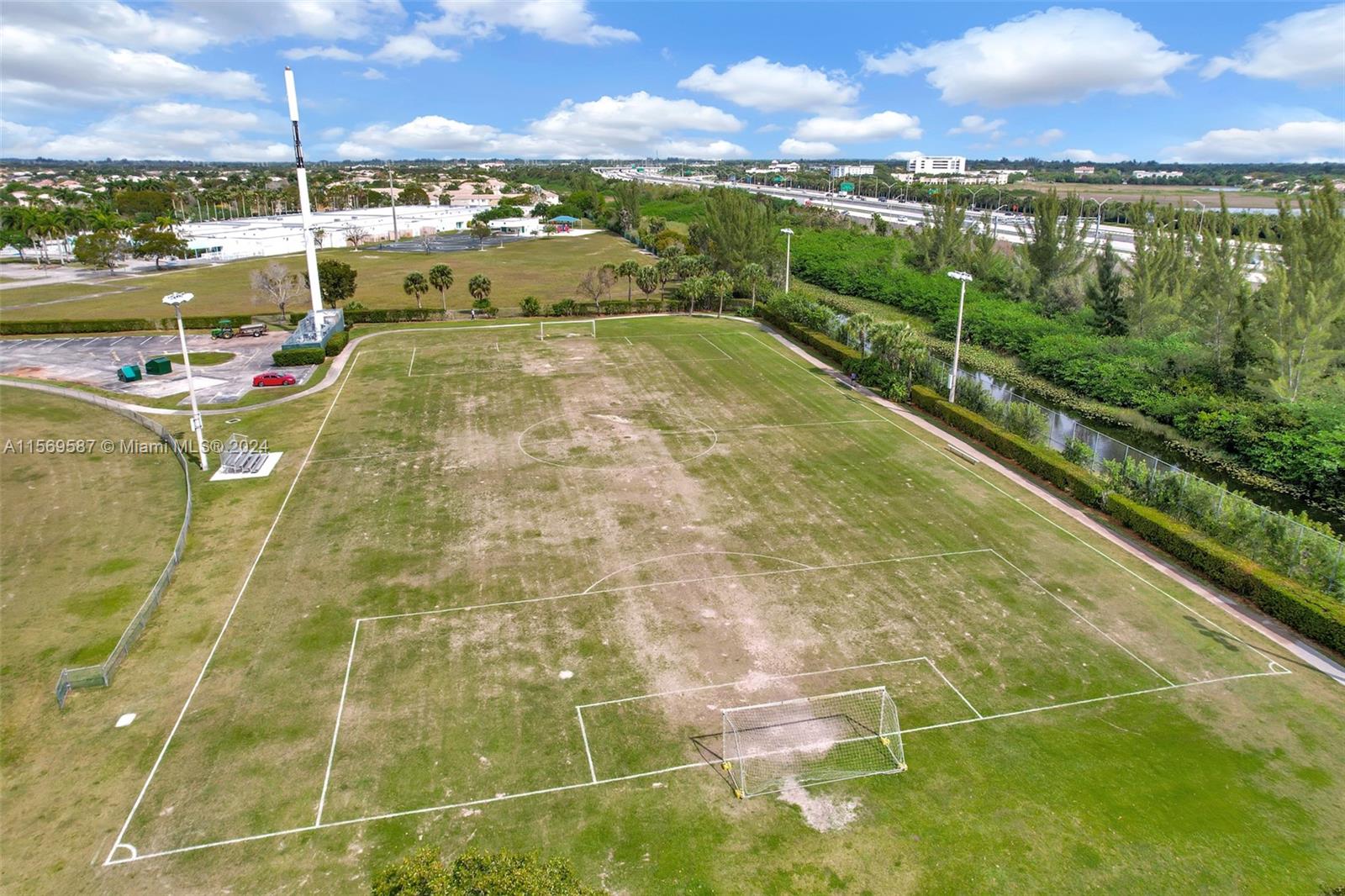 126 NW 152nd Ave, Pembroke Pines, Florida 33028, 4 Bedrooms Bedrooms, ,3 BathroomsBathrooms,Residential,For Sale,126 NW 152nd Ave,A11569587