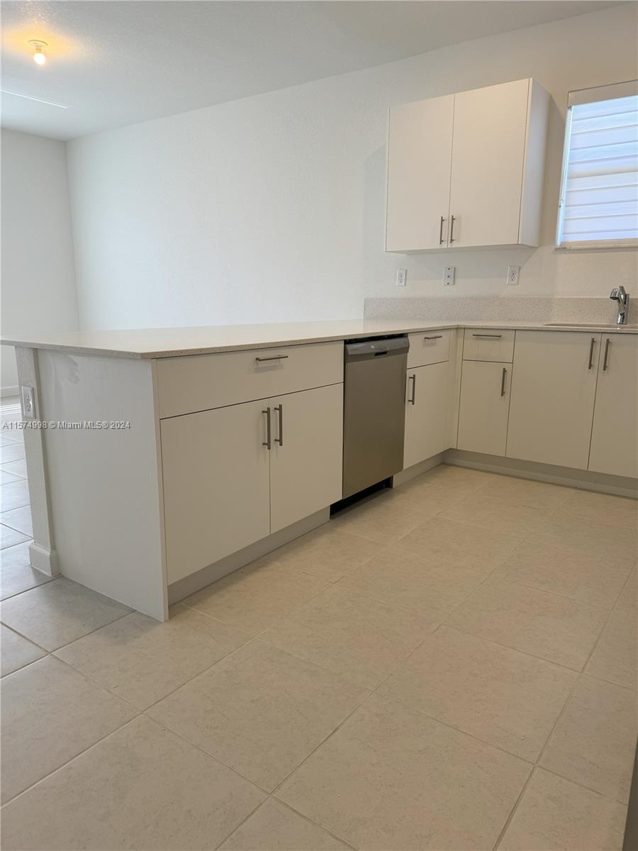 Miami, Florida 33187, 4 Bedrooms Bedrooms, ,3 BathroomsBathrooms,Residentiallease,For Rent,A11574998