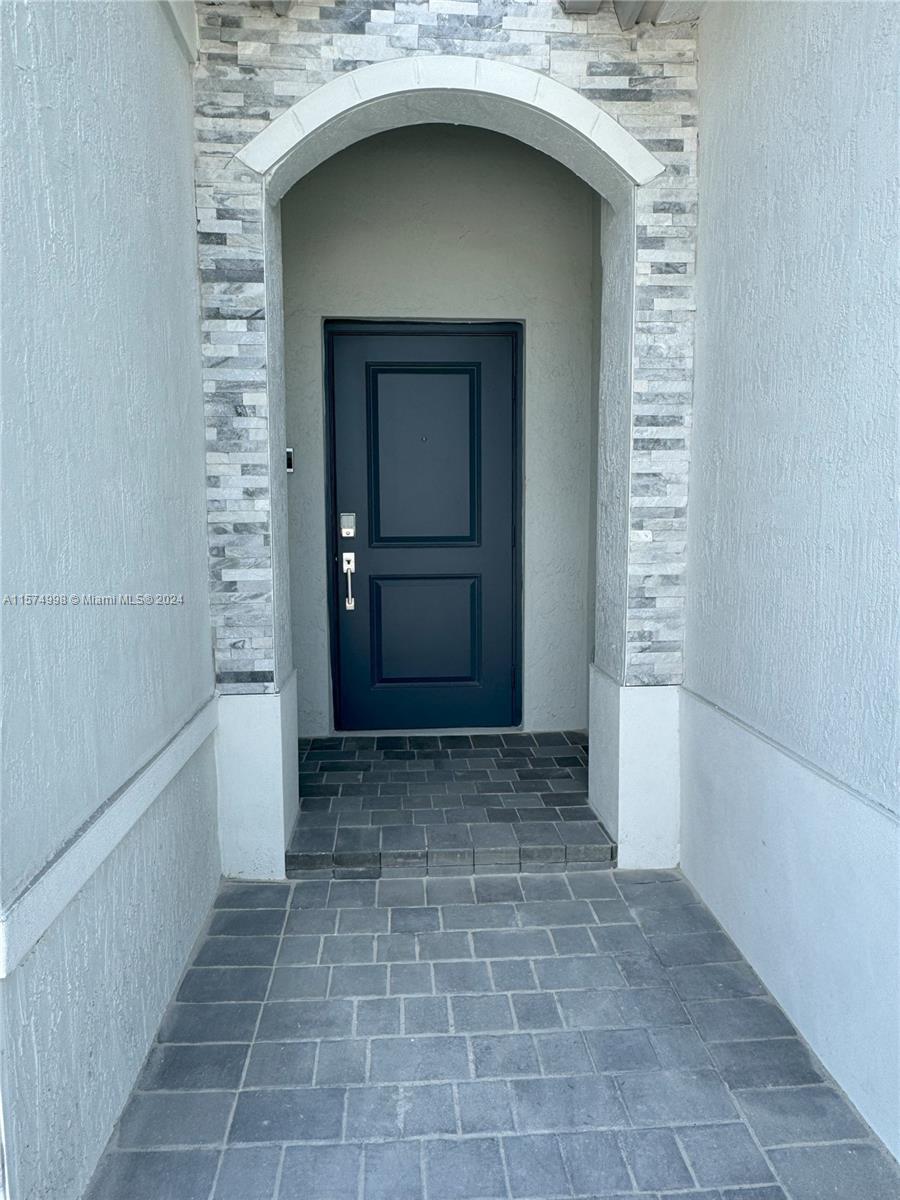 Miami, Florida 33187, 4 Bedrooms Bedrooms, ,3 BathroomsBathrooms,Residentiallease,For Rent,A11574998