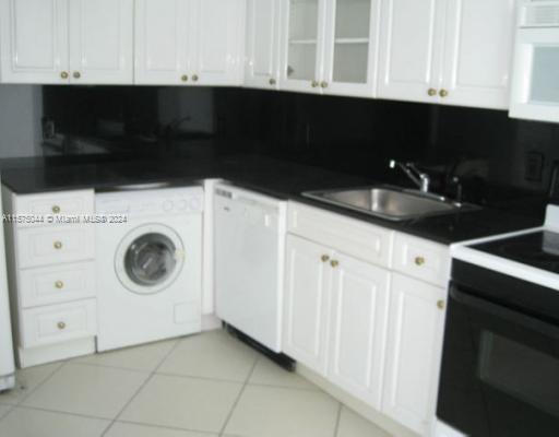 6770 Indian Creek Dr TS-C, Miami Beach, Florida 33141, 1 Bedroom Bedrooms, ,1 BathroomBathrooms,Residentiallease,For Rent,6770 Indian Creek Dr TS-C,A11575044