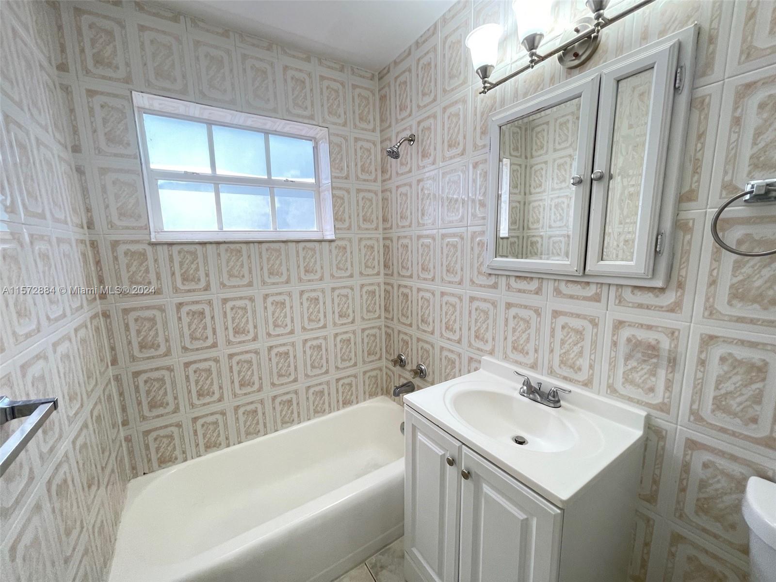 1030 N 70th Ave, Hollywood, Florida 33024, 3 Bedrooms Bedrooms, ,1 BathroomBathrooms,Residential,For Sale,1030 N 70th Ave,A11572884