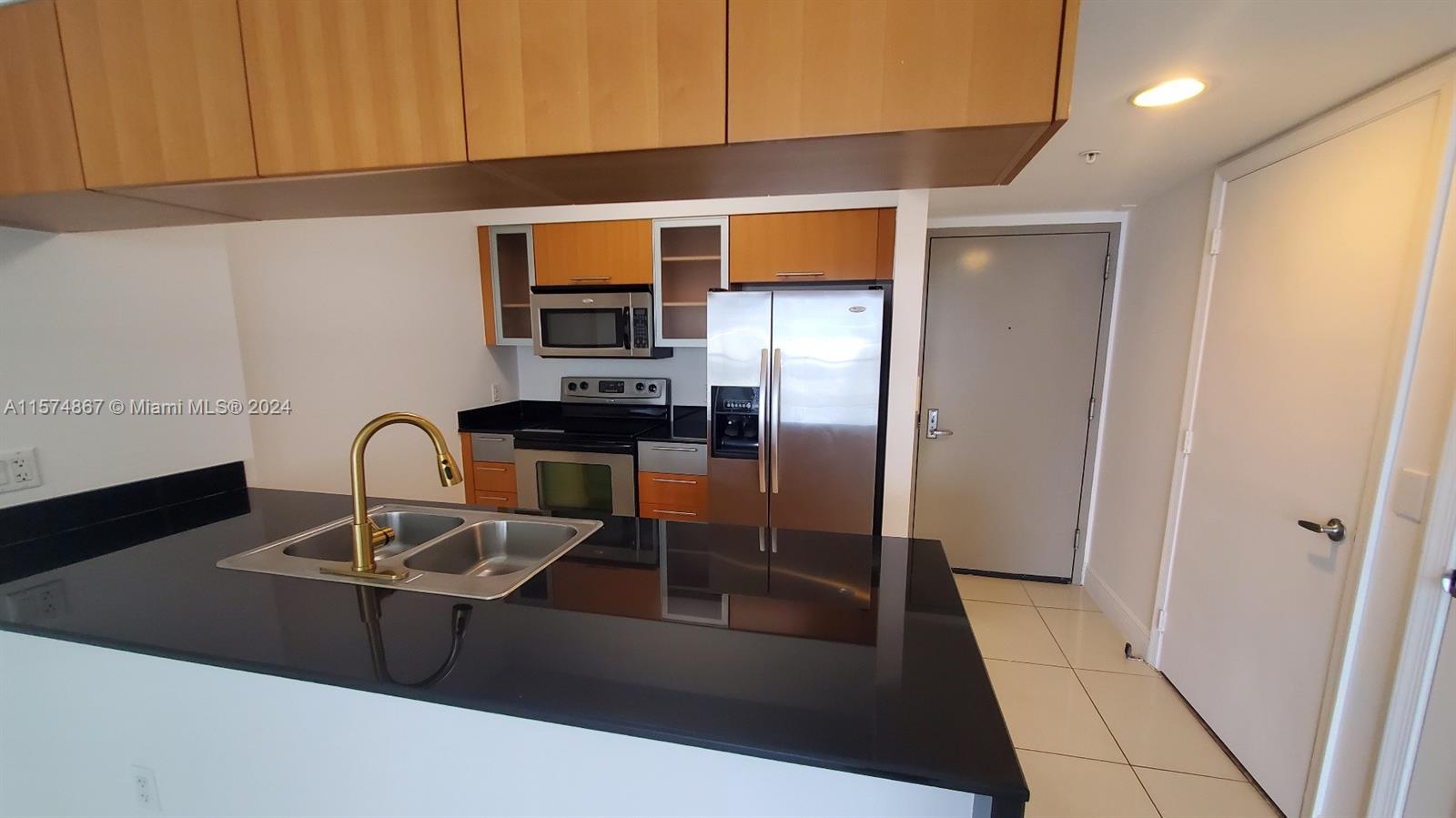 1750 N Bayshore Dr 3803, Miami, Florida 33132, 1 Bedroom Bedrooms, ,1 BathroomBathrooms,Residentiallease,For Rent,1750 N Bayshore Dr 3803,A11574867