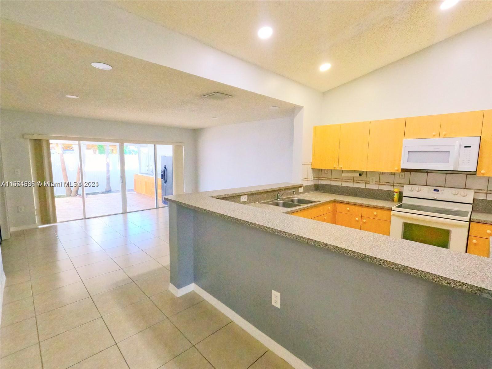 12981 SW 251 TE, Miami, Florida 33032, 4 Bedrooms Bedrooms, ,2 BathroomsBathrooms,Residentiallease,For Rent,12981 SW 251 TE,A11574886