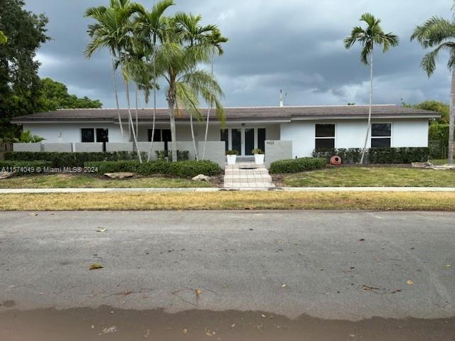 9425 SW 90th St  For Sale A11574049, FL