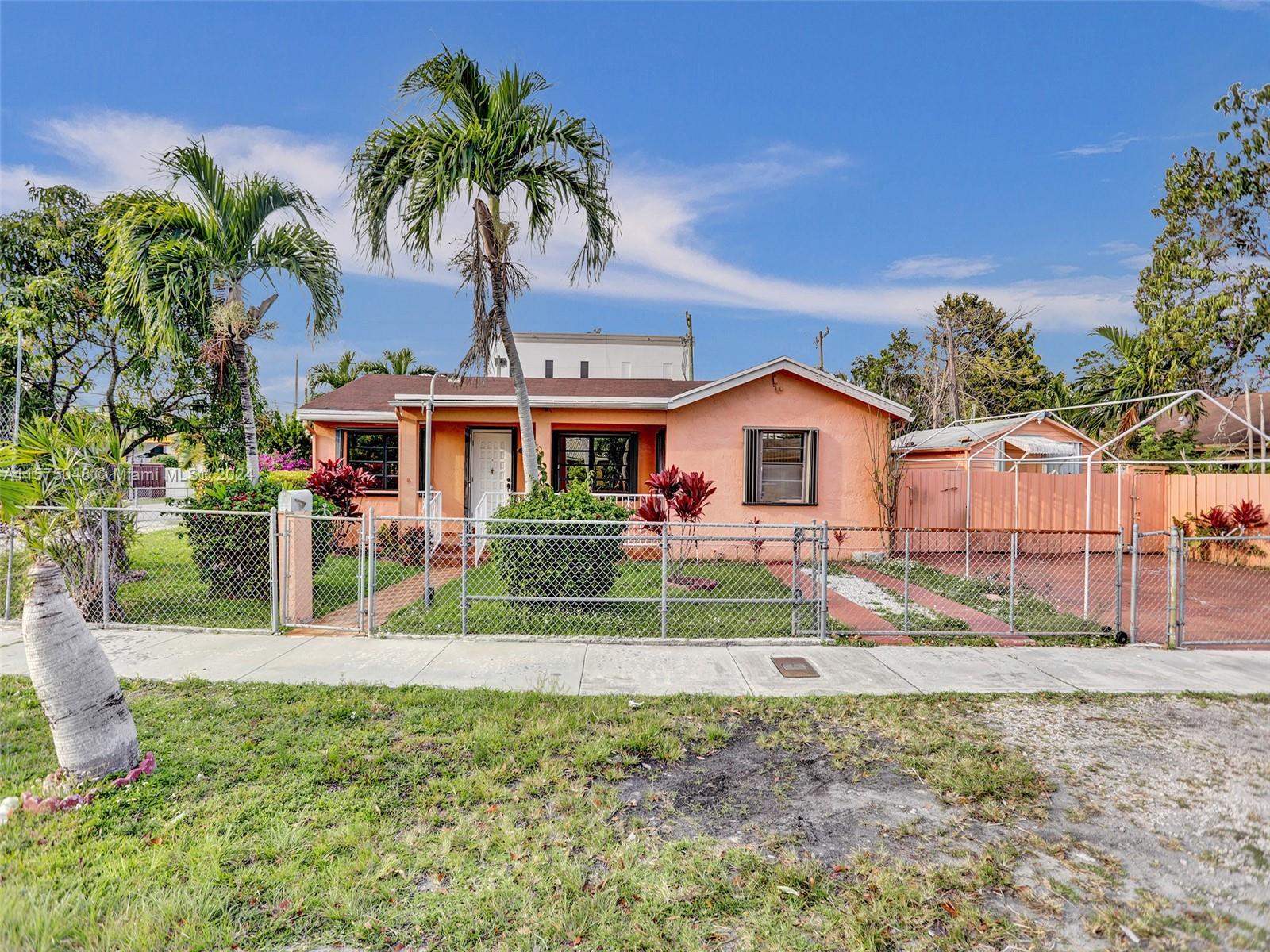 6791 SW 25th St  For Sale A11575048, FL