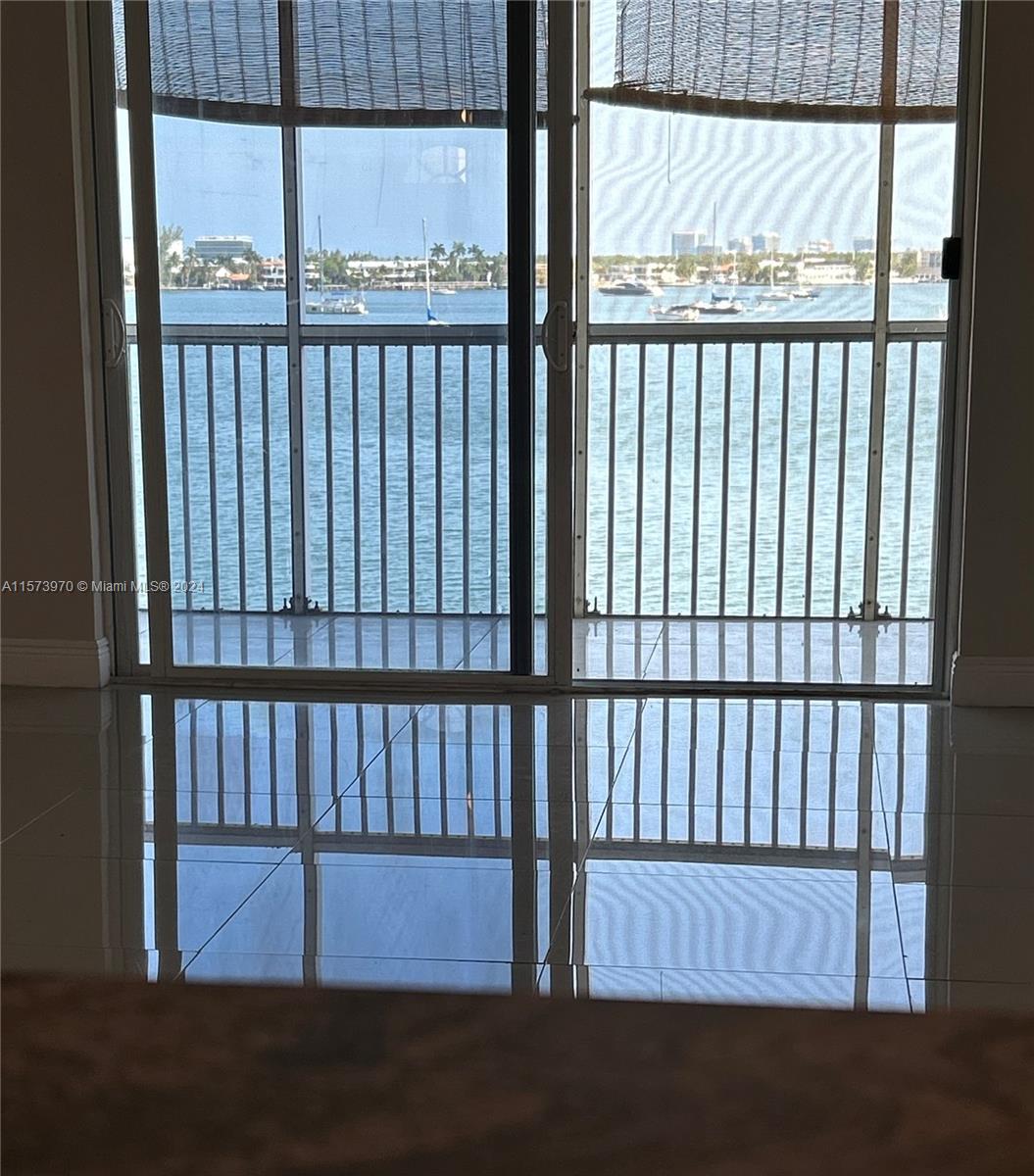 2910 Point East Dr M204, Aventura, Florida 33160, 1 Bedroom Bedrooms, ,1 BathroomBathrooms,Residentiallease,For Rent,2910 Point East Dr M204,A11573970