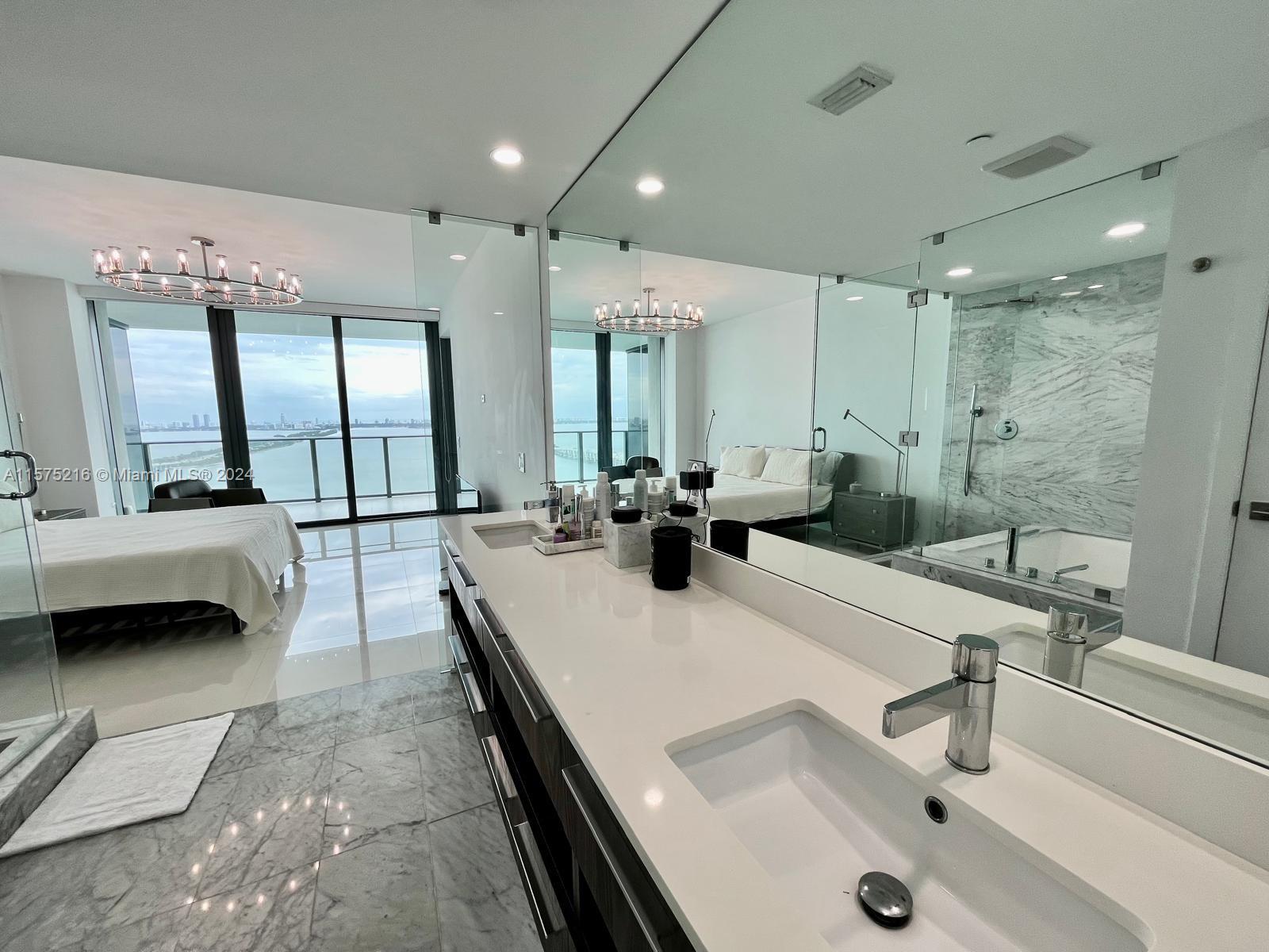 3131 NE 7th Ave 3003, Miami, Florida 33137, 3 Bedrooms Bedrooms, ,3 BathroomsBathrooms,Residentiallease,For Rent,3131 NE 7th Ave 3003,A11575216