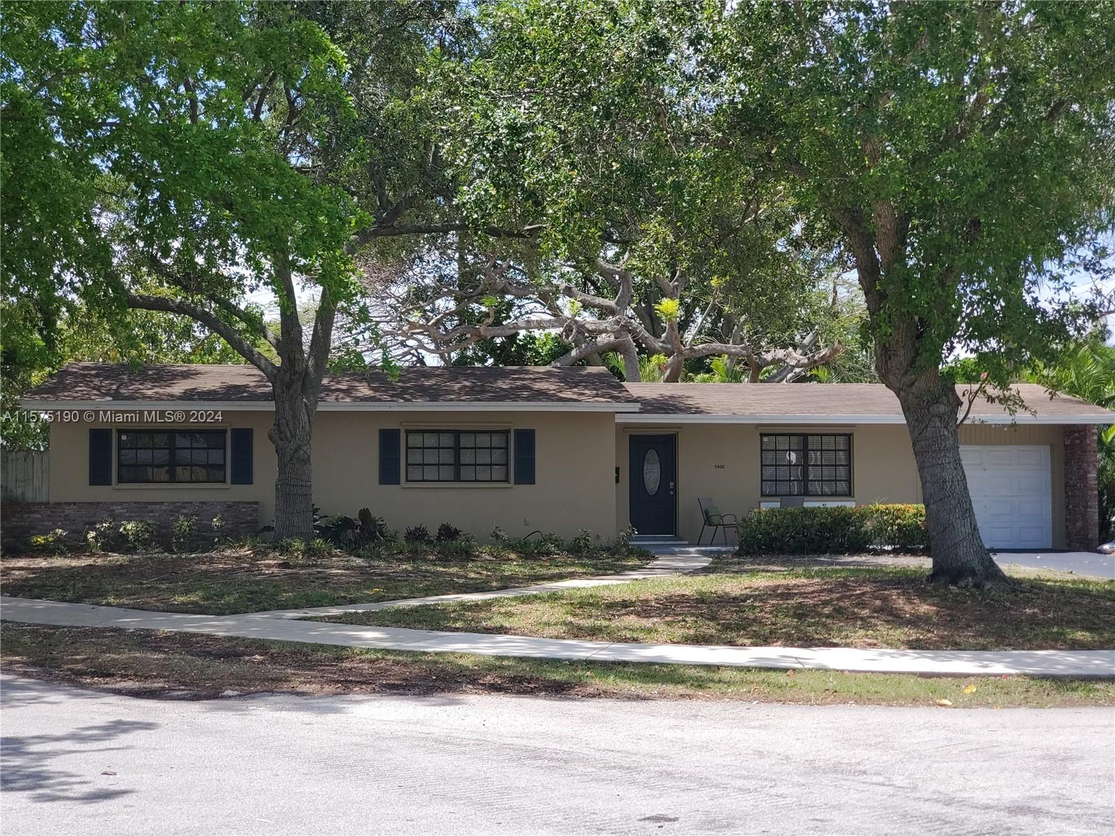 9400 SW 180th St  For Sale A11575190, FL