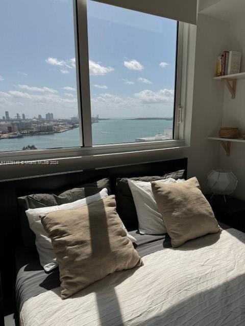 Miami, Florida 33132, 1 Bedroom Bedrooms, ,1 BathroomBathrooms,Residentiallease,For Rent,A11575149