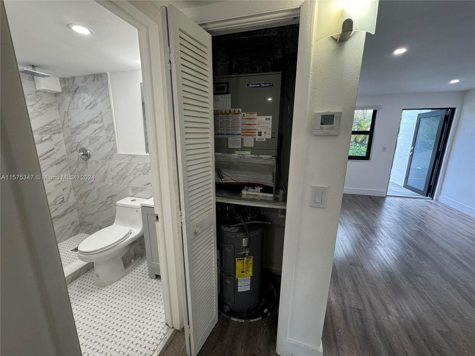 3011 SW 1st Ave 4, Miami, Florida 33129, 2 Bedrooms Bedrooms, ,1 BathroomBathrooms,Residentiallease,For Rent,3011 SW 1st Ave 4,A11575347