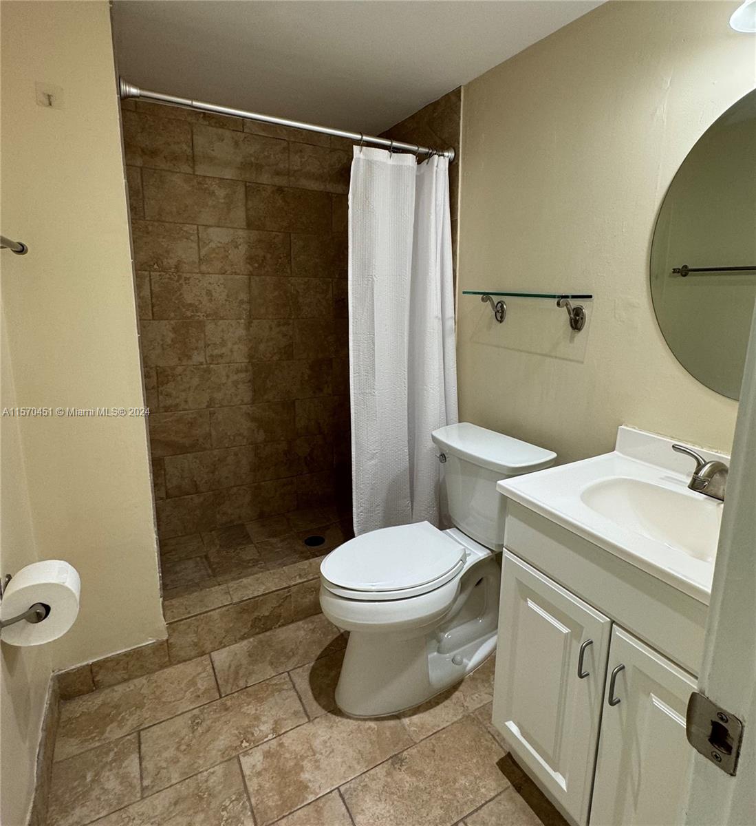 7135 Collins Ave 424, Miami Beach, Florida 33141, 1 Bedroom Bedrooms, ,2 BathroomsBathrooms,Residentiallease,For Rent,7135 Collins Ave 424,A11570451