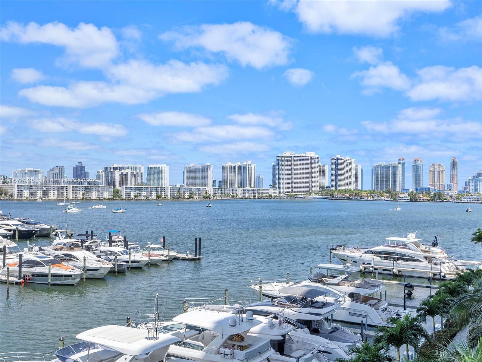 17111  Biscayne Blvd #401 For Sale A11574938, FL