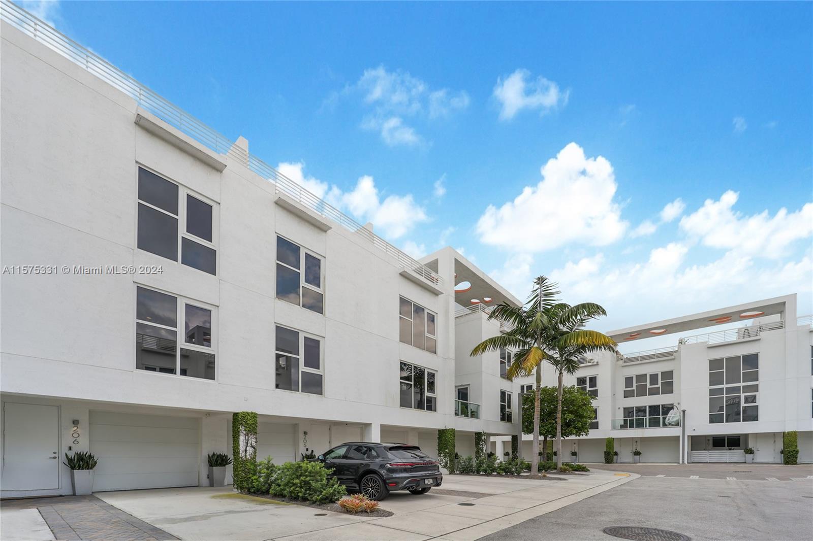 455 NE 39th St #206 For Sale A11575331, FL