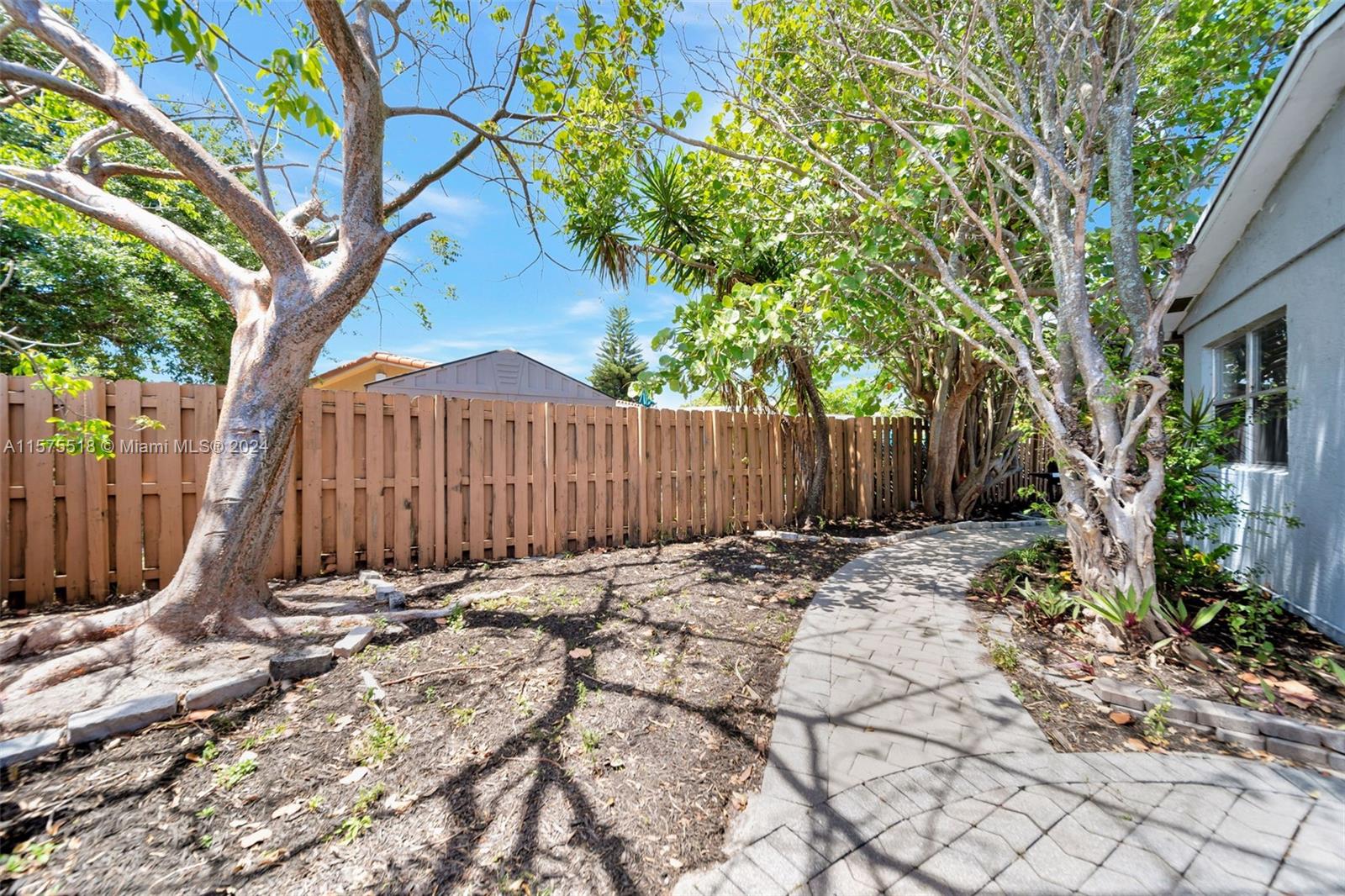 331 NW 38th St, Deerfield Beach, Florida 33064, 2 Bedrooms Bedrooms, ,1 BathroomBathrooms,Residential,For Sale,331 NW 38th St,A11575518