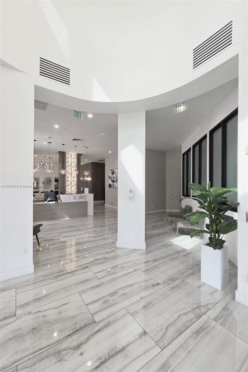 100 N Federal Hwy 522, Fort Lauderdale, Florida 33301, 2 Bedrooms Bedrooms, ,2 BathroomsBathrooms,Residential,For Sale,100 N Federal Hwy 522,A11575676