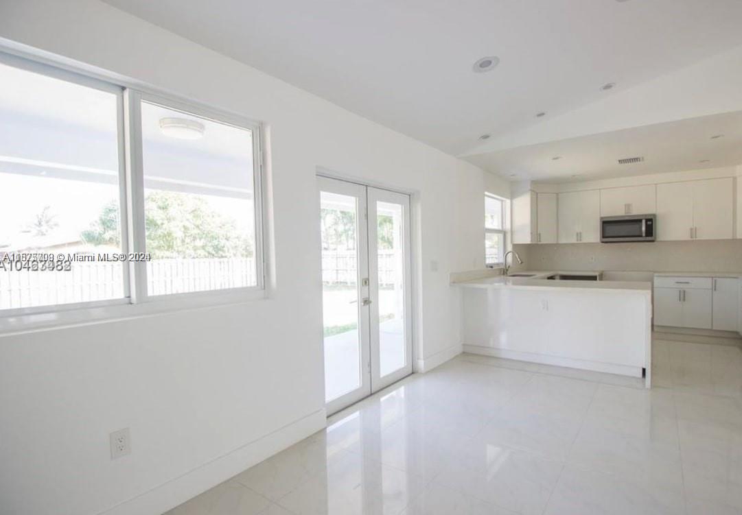 15649 NW 38th Ct 0, Miami Gardens, Florida 33054, 5 Bedrooms Bedrooms, ,3 BathroomsBathrooms,Residentiallease,For Rent,15649 NW 38th Ct 0,A11575709