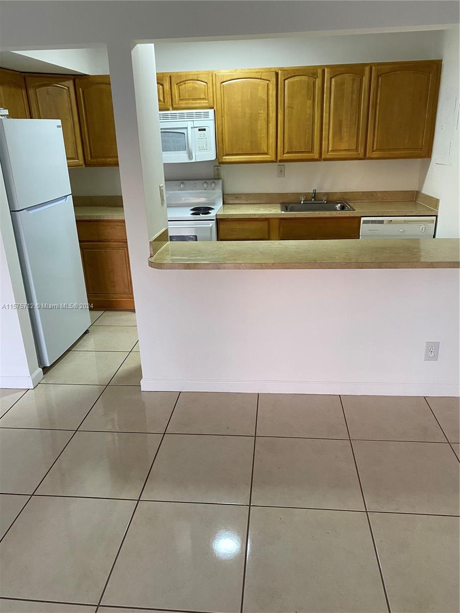 455 S Pine Island Rd 306C, Plantation, Florida 33324, 1 Bedroom Bedrooms, ,1 BathroomBathrooms,Residentiallease,For Rent,455 S Pine Island Rd 306C,A11575712