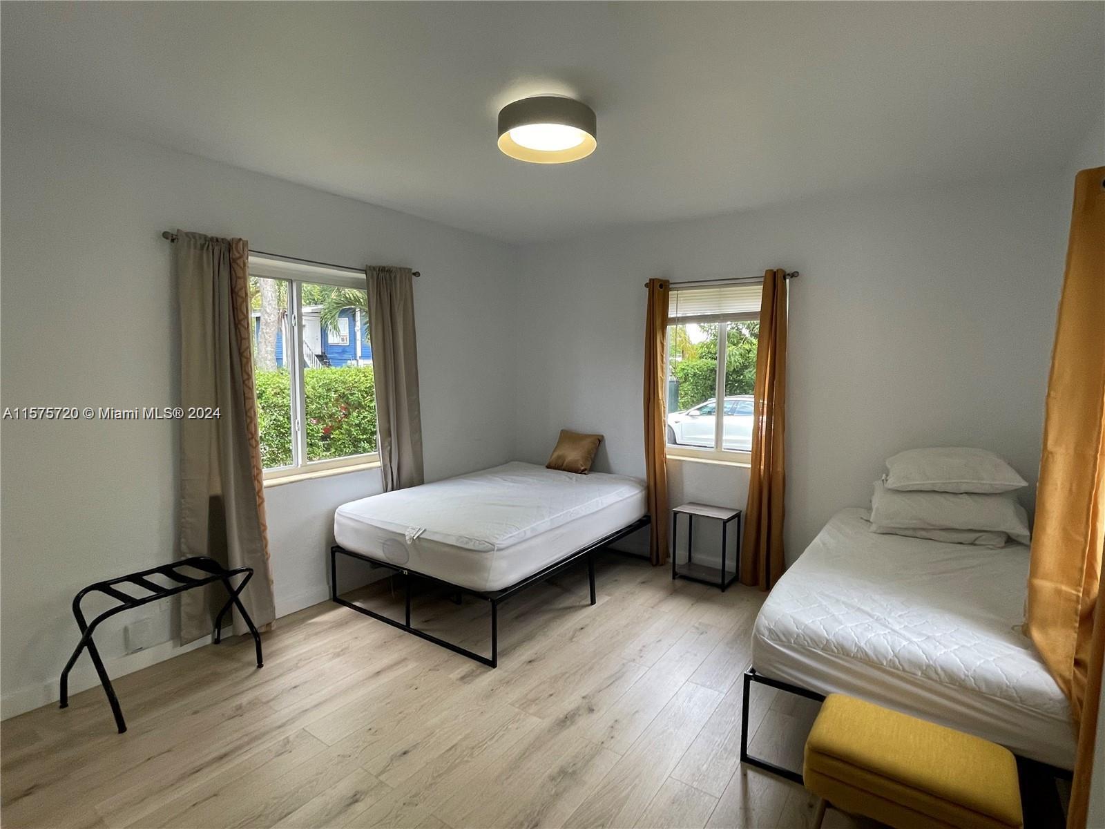 1252 SW 13th Ave 1254, Miami, Florida 33135, 2 Bedrooms Bedrooms, ,1 BathroomBathrooms,Residentiallease,For Rent,1252 SW 13th Ave 1254,A11575720