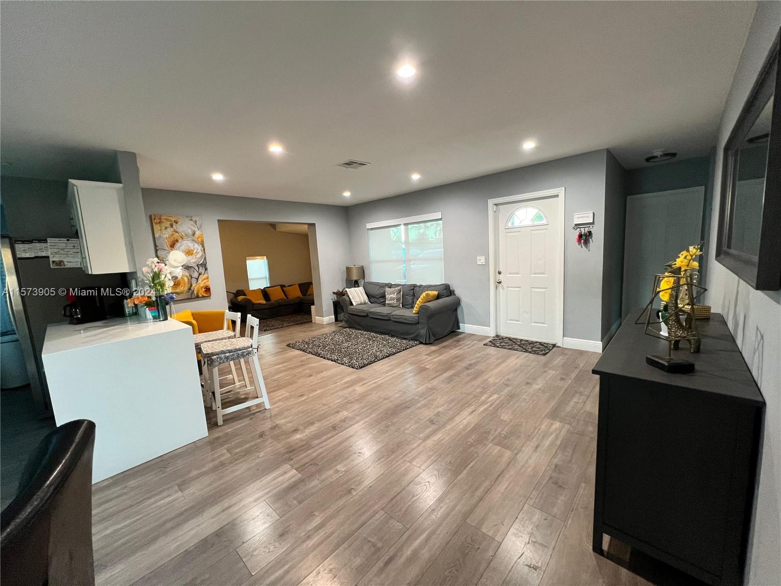 6470 Coolidge Street, Hollywood, Florida 33024, 3 Bedrooms Bedrooms, ,2 BathroomsBathrooms,Residential,For Sale,6470 Coolidge Street,A11573905