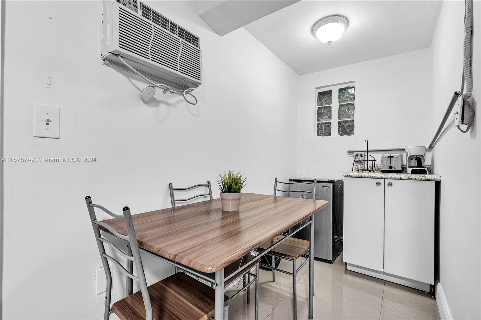 519 NW 52, Miami, Florida 33127, 3 Bedrooms Bedrooms, ,2 BathroomsBathrooms,Residentiallease,For Rent,519 NW 52,A11575749